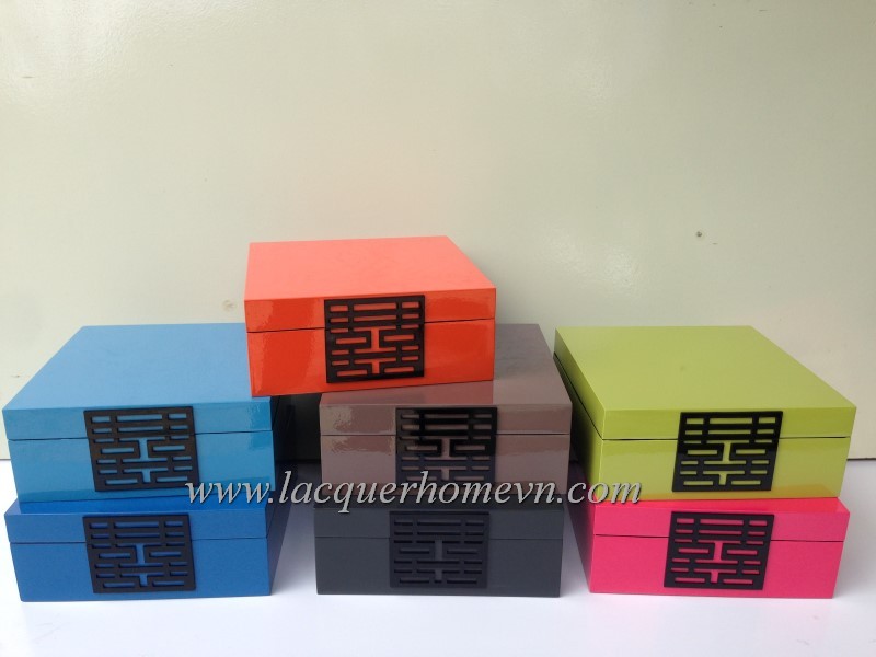 Double happiness lacquer box